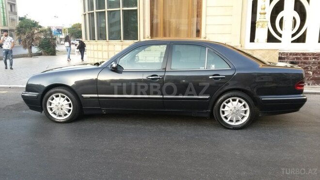 Mercedes E 220 2000, 280,829 km - 2.2 л - Bakı