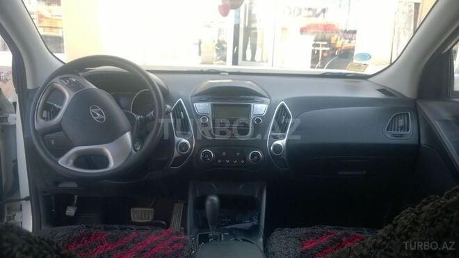 Hyundai ix35 2012, 78,000 km - 2.4 l - Qusar