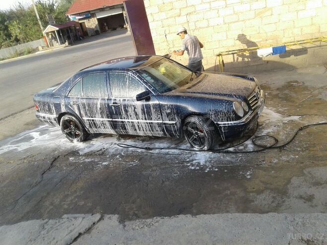 Mercedes E 280 1996, 220,000 km - 2.8 l - Zərdab