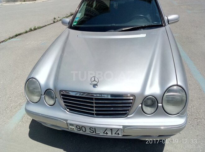 Mercedes E 220 2001, 360,000 km - 2.2 л - Bakı