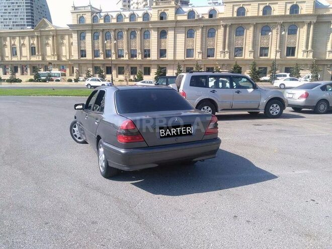 Mercedes C 180 1995, 467,000 km - 2.0 l - Bakı