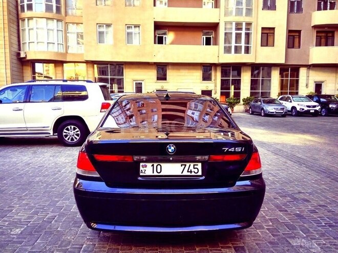 BMW 735 2003, 178,000 km - 3.6 l - Bakı