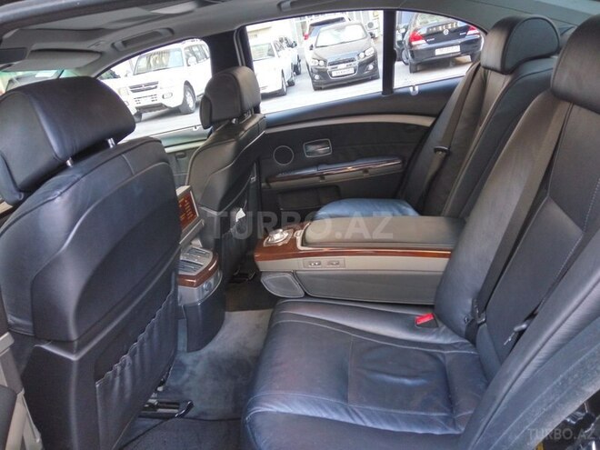 BMW 735 2003, 178,000 km - 3.6 l - Bakı