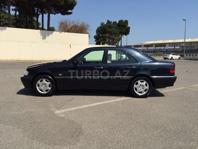 Mercedes C 240 1999, 187,000 km - 2.4 л - Sumqayıt
