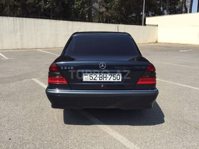 Mercedes C 240 1999, 187,000 km - 2.4 л - Sumqayıt