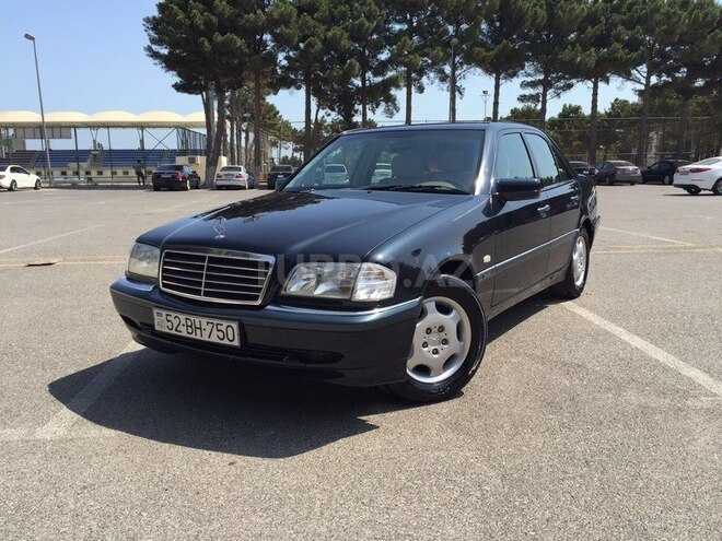Mercedes C 240 1999, 187,000 km - 2.4 л - Sumqayıt