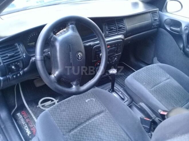 Opel Vectra 1996, 276,000 km - 1.8 l - Bakı