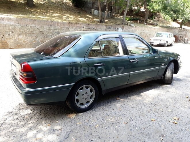 Mercedes C 220 1995, 250,000 km - 2.2 л - Bakı