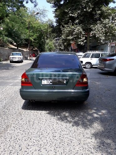 Mercedes C 220 1995, 250,000 km - 2.2 л - Bakı