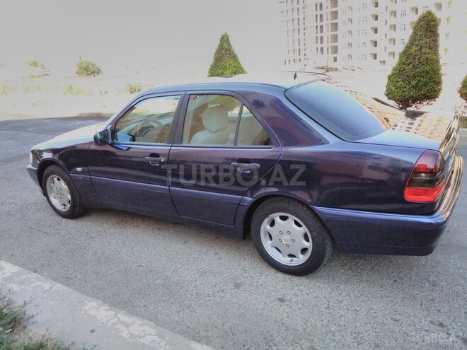Mercedes C 200 2000, 212,000 km - 2.0 l - Sumqayıt