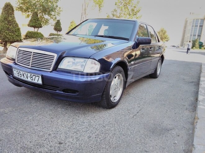 Mercedes C 200 2000, 212,000 km - 2.0 l - Sumqayıt