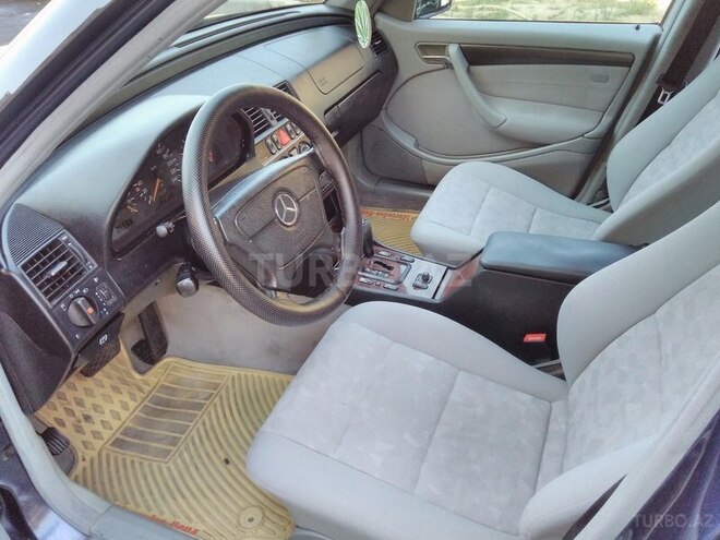 Mercedes C 200 2000, 212,000 km - 2.0 l - Sumqayıt