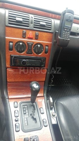 Mercedes E 230 1997, 410,000 km - 2.3 l - Bakı