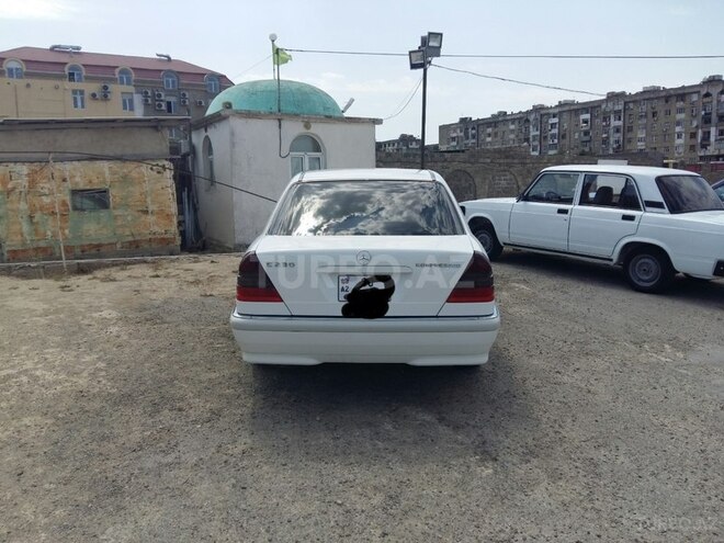 Mercedes C 230 1999, 200,546 km - 2.3 l - Bakı