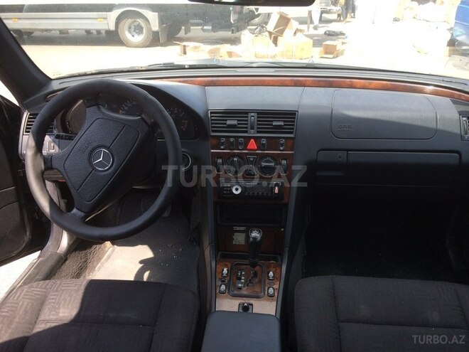 Mercedes C 240 1999, 430,000 km - 2.4 l - Bakı