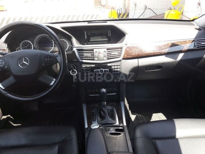 Mercedes E 200 2012, 105,236 km - 2.0 l - Xırdalan