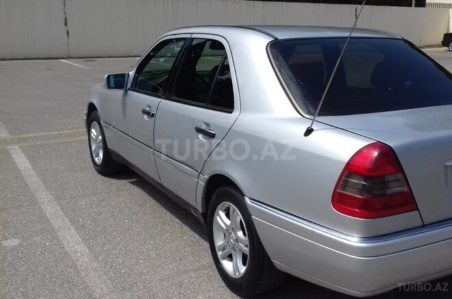 Mercedes C 180 1995, 270,000 km - 1.8 л - Sumqayıt