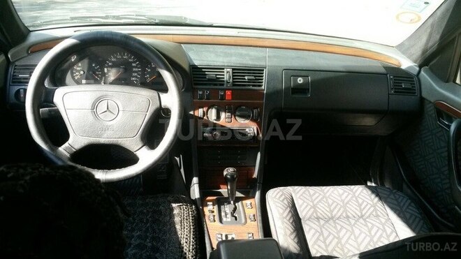 Mercedes C 180 1995, 270,000 km - 1.8 л - Sumqayıt