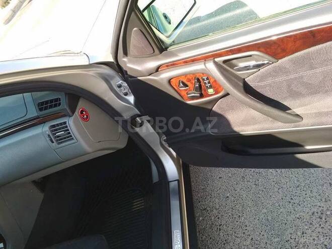 Mercedes E 280 1998, 240,000 km - 2.8 l - Bakı