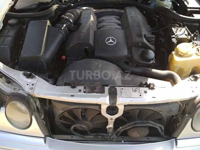 Mercedes E 280 1998, 240,000 km - 2.8 l - Bakı