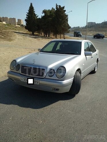Mercedes E 280 1998, 240,000 km - 2.8 l - Bakı