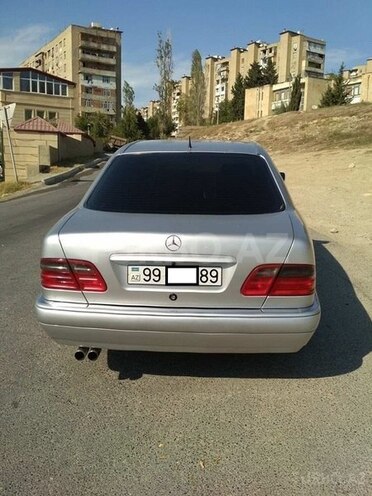 Mercedes E 280 1998, 240,000 km - 2.8 l - Bakı