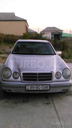 Mercedes E 240 1998, 280,000 km - 2.4 l - Bakı
