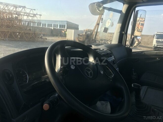 Mercedes  2012, 70,000 km - 5.0 l - Bakı