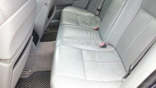 BMW 530 2000, 310,000 km - 3.0 л - 