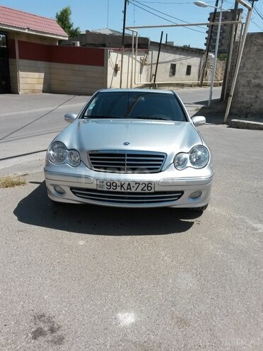 Mercedes C 240 2005, 210,000 km - 2.6 л - Bakı