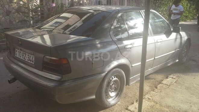 BMW 318 1992, 350,000 km - 1.8 l - Bakı
