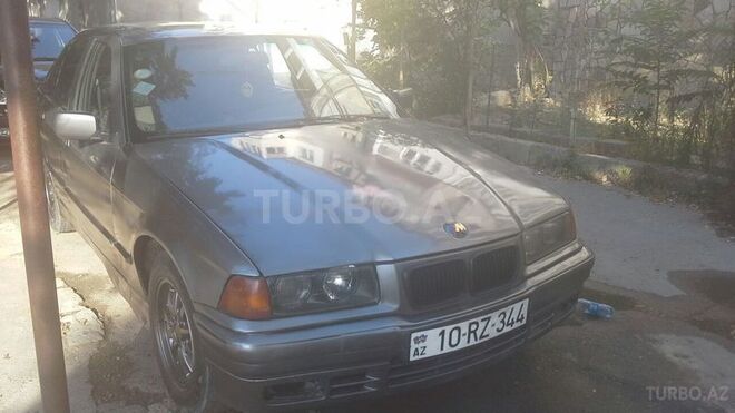 BMW 318 1992, 350,000 km - 1.8 l - Bakı