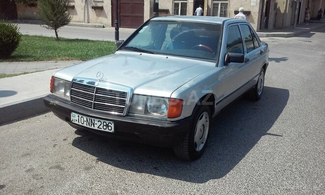 Mercedes 190 1988, 280,000 km - 2.3 l - Bakı