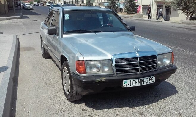 Mercedes 190 1988, 280,000 km - 2.3 l - Bakı
