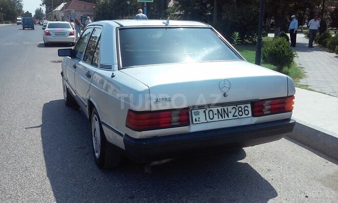 Mercedes 190 1988, 280,000 km - 2.3 l - Bakı