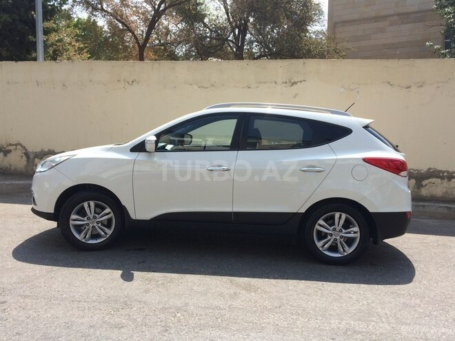 Hyundai ix35 2012, 98,000 km - 2.0 l - Bakı