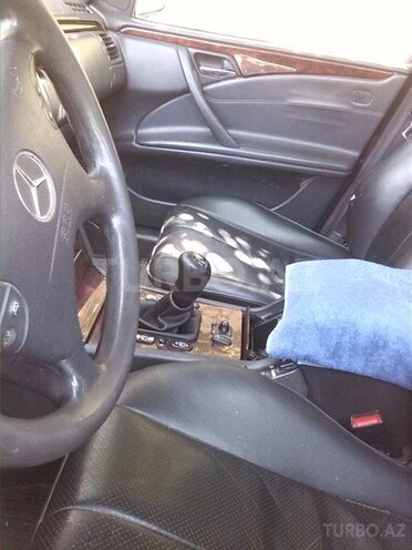 Mercedes E 220 2000, 267,000 km - 2.2 л - Bakı