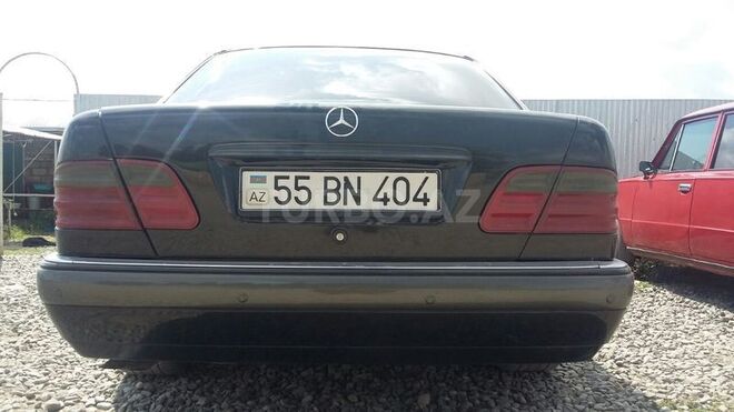 Mercedes E 240 1998, 283,000 km - 2.4 l - Şəki