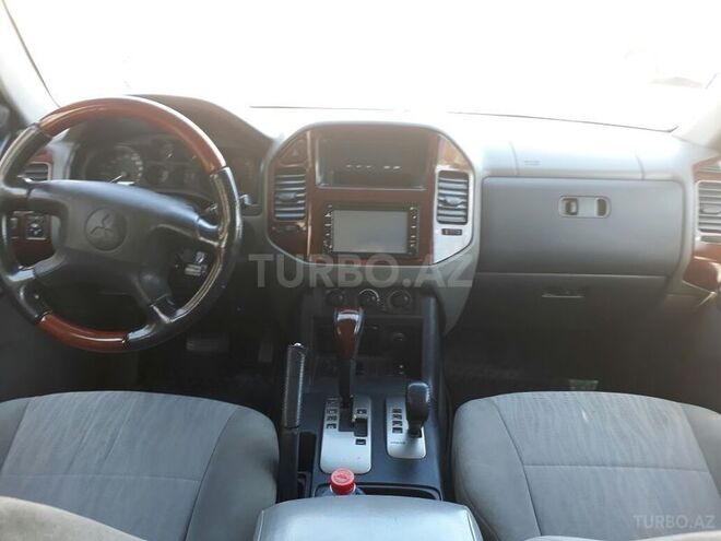 Mitsubishi Pajero 2004, 180 km - 3.0 l - Bakı