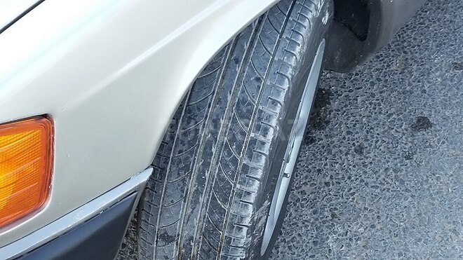 Mercedes 190 1993, 252,414 km - 2.5 l - Bakı