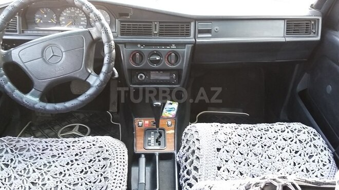 Mercedes 190 1993, 252,414 km - 2.5 l - Bakı