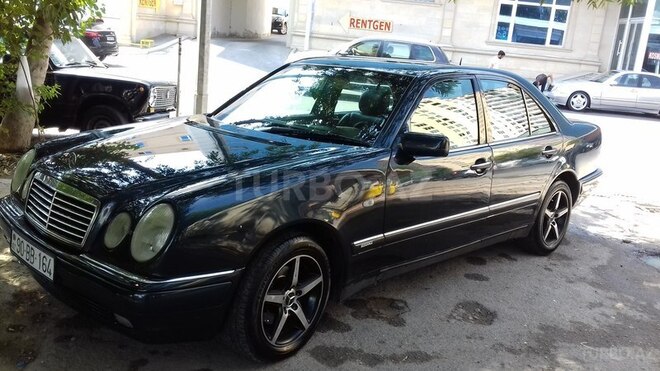 Mercedes E 230 1995, 362,000 km - 2.3 l - Bakı