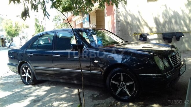 Mercedes E 230 1995, 362,000 km - 2.3 l - Bakı