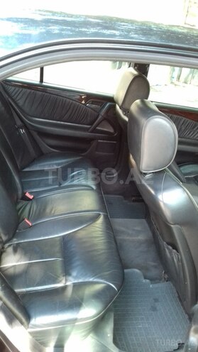 Mercedes E 230 1995, 362,000 km - 2.3 l - Bakı