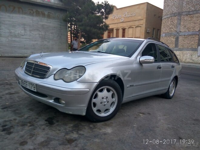 Mercedes C 220 2001, 250,000 km - 2.2 l - Bakı