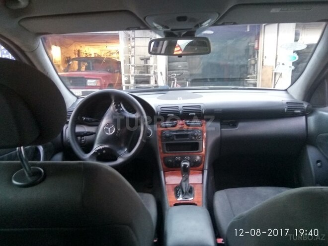 Mercedes C 220 2001, 250,000 km - 2.2 l - Bakı