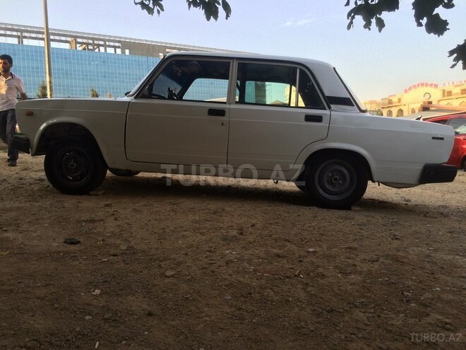 LADA (VAZ) 2107 1988, 140,000 km - 1.6 л - Bakı
