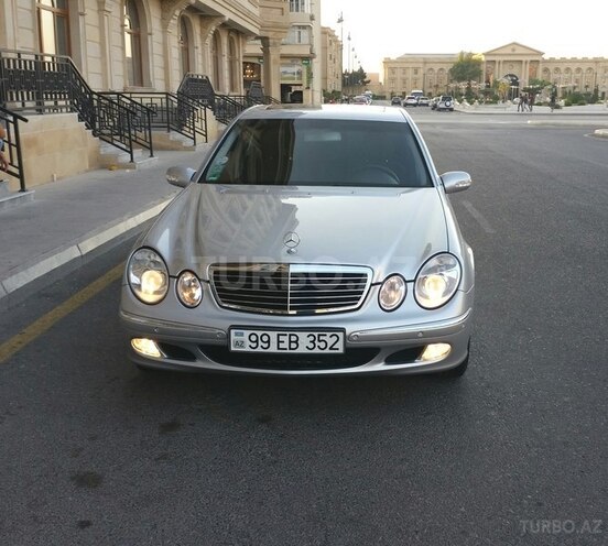 Mercedes E 240 2004, 170,000 km - 2.6 l - Bakı