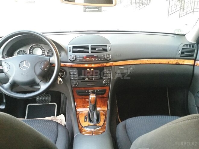 Mercedes E 240 2004, 170,000 km - 2.6 l - Bakı