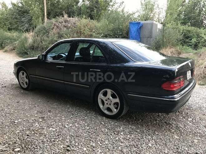 Mercedes E 320 1999, 133,000 km - 3.2 l - Ağcabədi